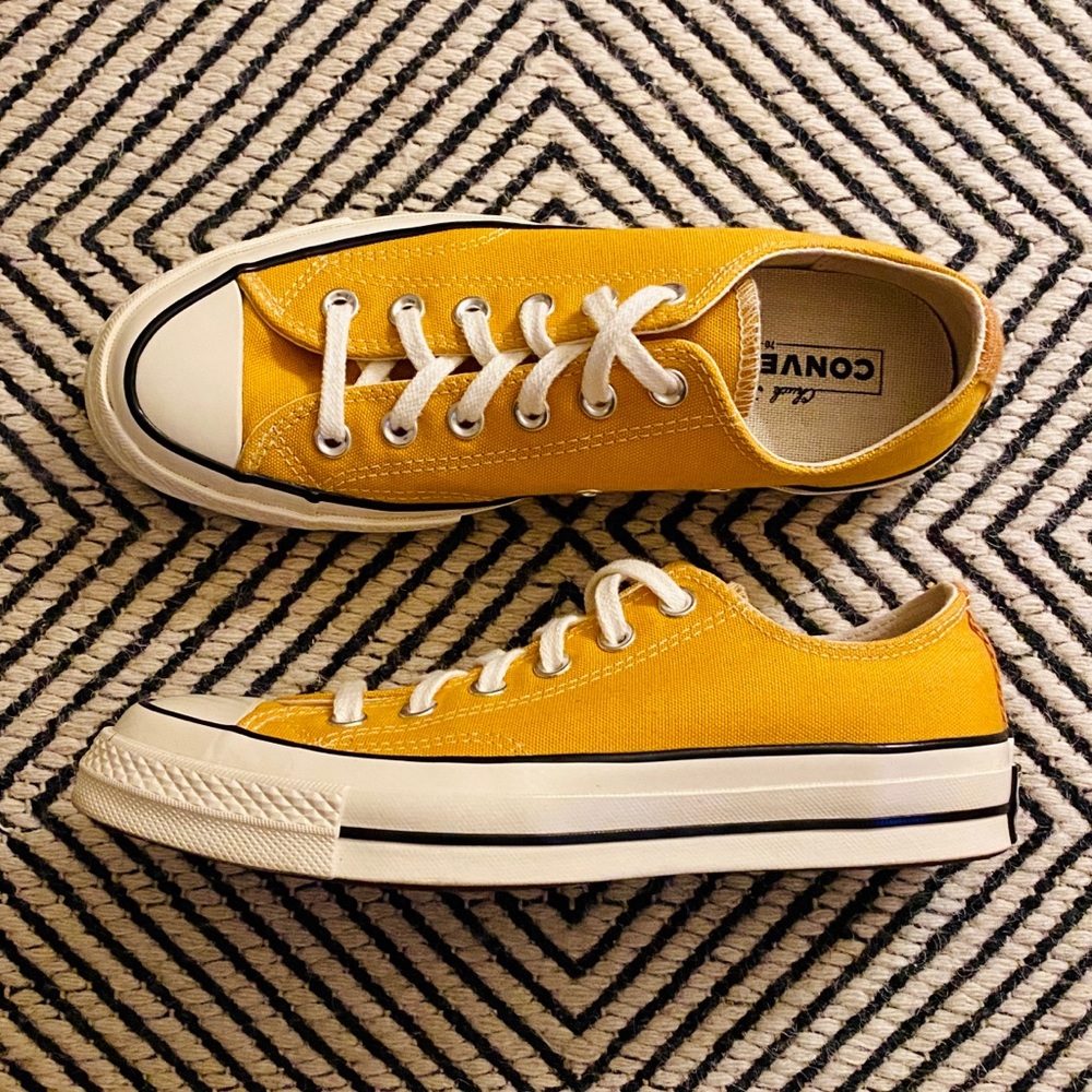 Converse Chuck 70 Ox Low Top Unisex Sneakers - Sunflower Yellow - Women’s 7.5